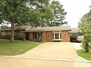 167 Deerbrook Trl, Pineville, LA 71360