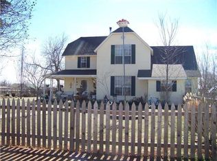 221 C St, Kendrick, OK 74079