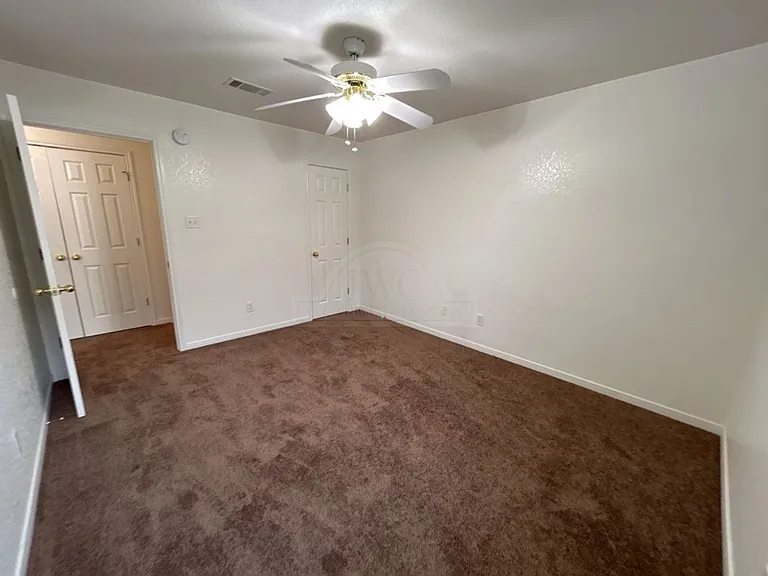 308 Cedar Ridge Dr — Photo 15