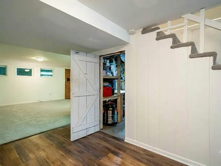 3120 Knoll Dr — Photo 37