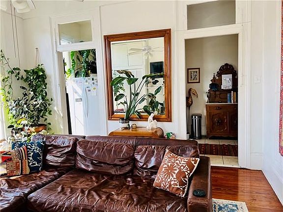 4th image of 1133 Kerlerec St APT B