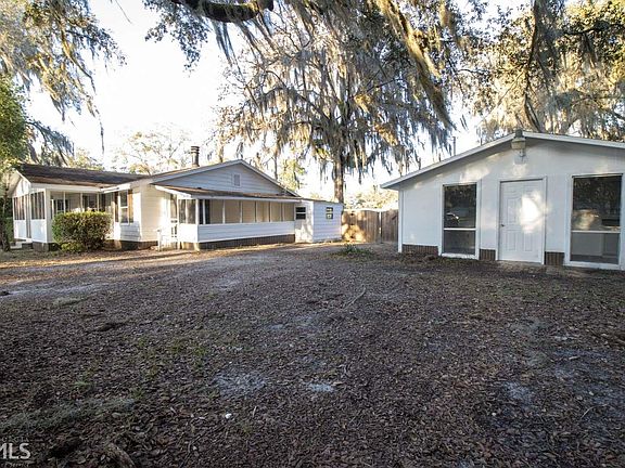 2nd image of 315 Camp Pickney Dr