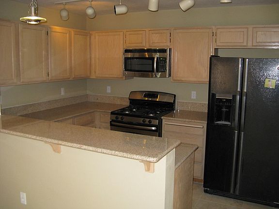 3rd image of 8452 Boseck Dr