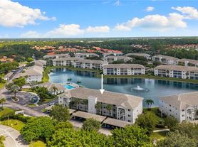 7804 Regal Heron Cir, Naples, FL