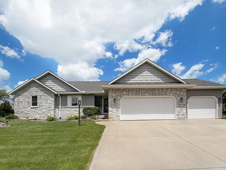 1st image of 19373 Country Creek Ct