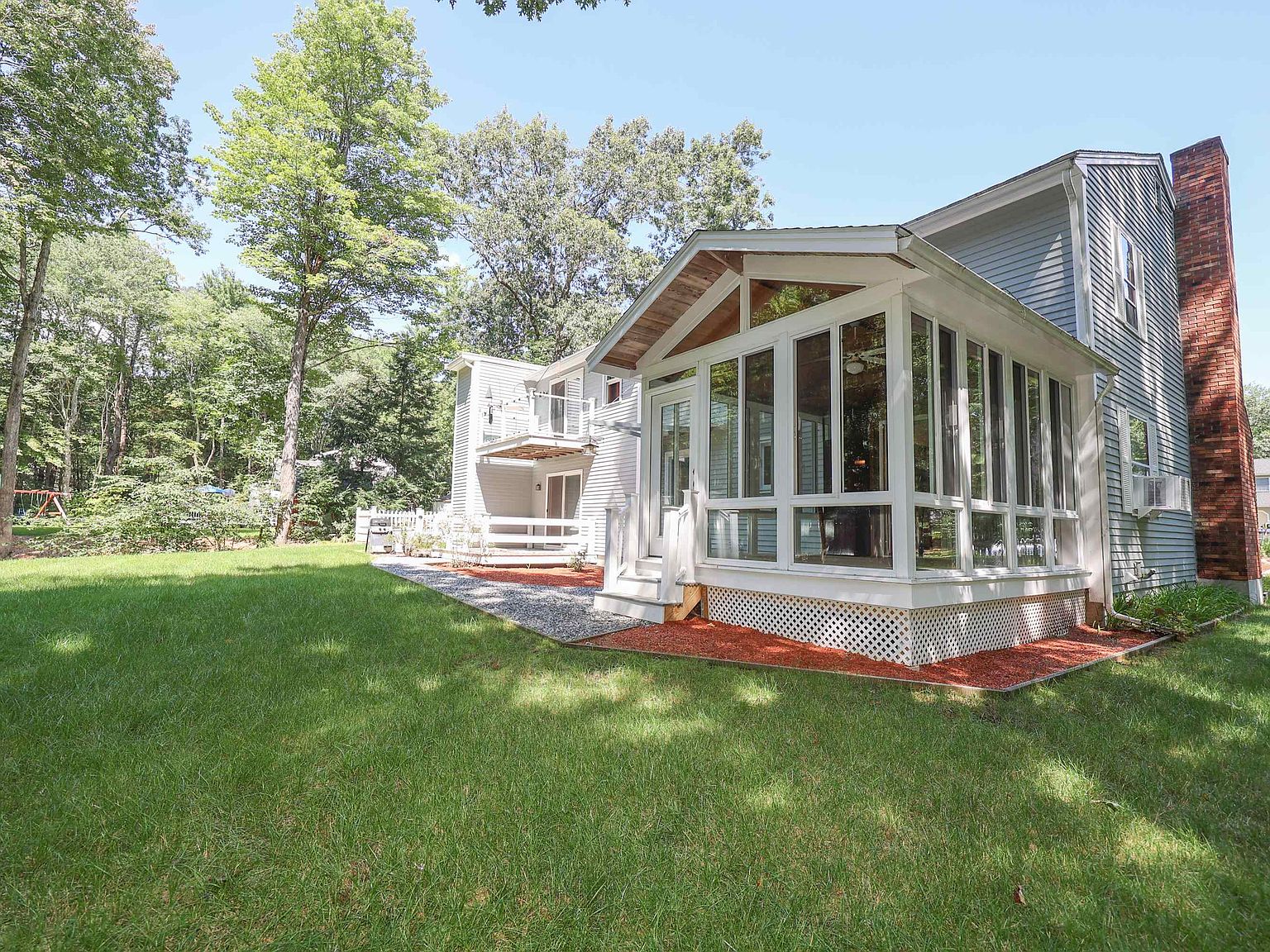 17 Wentworth Drive, Bedford, NH 03110 MLS 4966986 Zillow