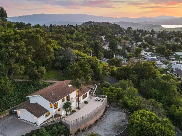 39 Alto Dr, Oak View, CA 93022