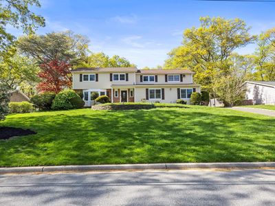 28 Harvard Drive, Woodbury, NY, 11797