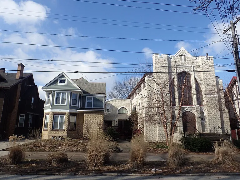 922 Liberty St — Photo 17