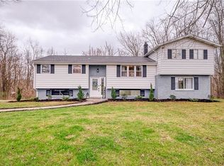 128 Maplehurst Dr, Aliquippa, PA 15001