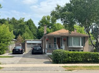 33 Aurora Heights Dr, Aurora, ON L4G 2W6