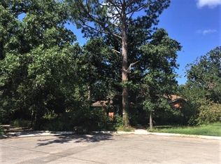 800 Edgewood Pl, Denton, TX 76209