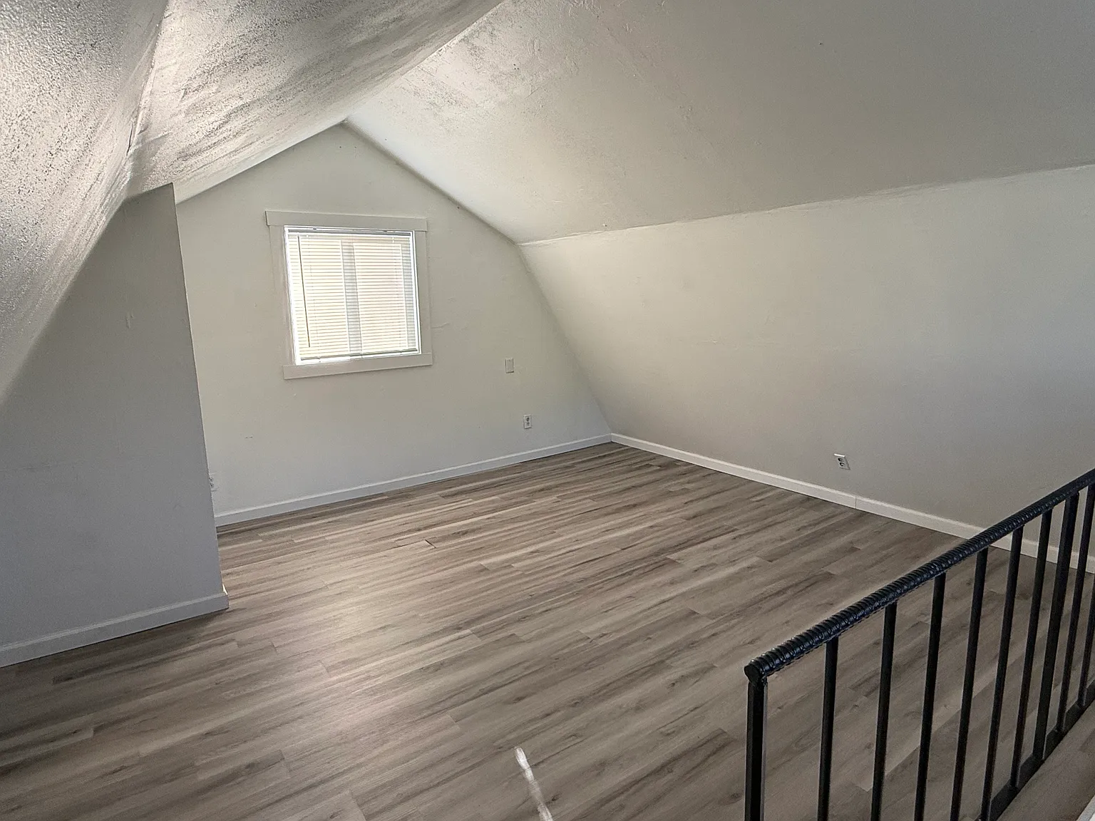1 bed, 550 sqft, $1,150 — Photo 1