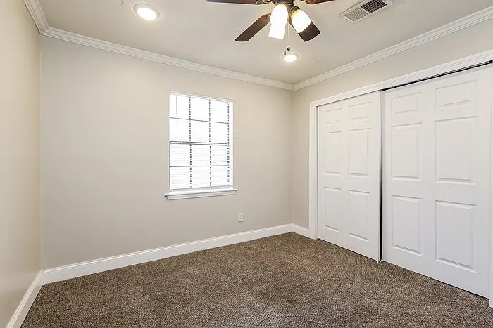 413 Shenandoah Rd N — Photo 8