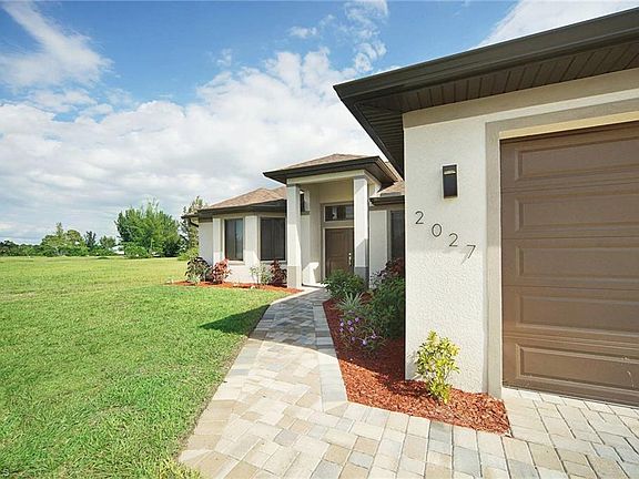 3rd image of 2027 NW 32nd Ct