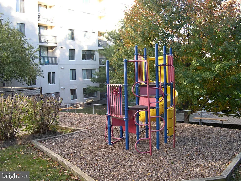 6300 Stevenson Ave #912 — Photo 35