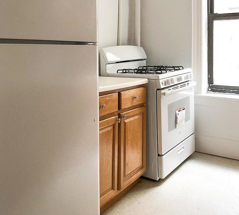 1st image of 502 Amsterdam Ave APT 16