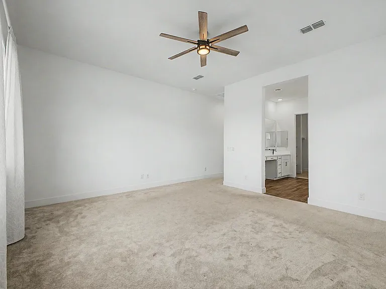 13103 N 174th Dr — Photo 30