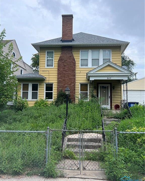 2nd image of 605 Euclid Ave