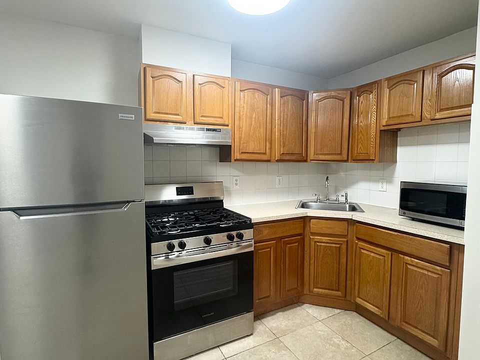 1st image of 6114 Palisade Ave #303C