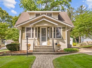 309 S 6th St, Saint Charles, IL 60174