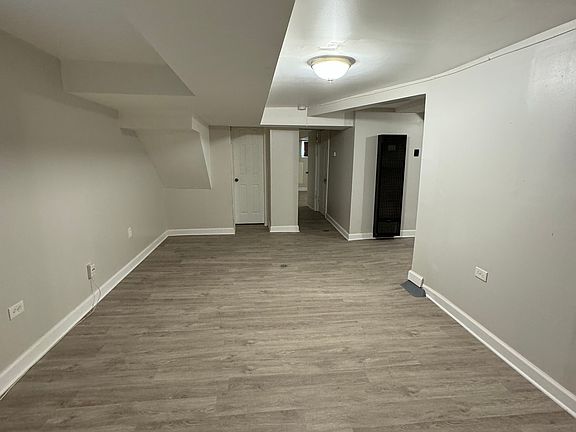 3rd image of 7819 S Euclid Ave #1