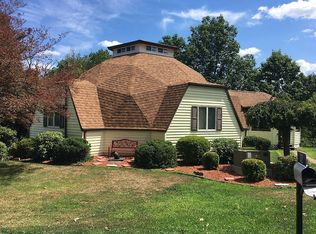 32 Forest Dr, Lock Haven, PA 17745