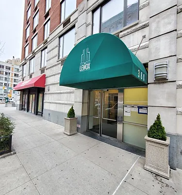 Rented by New York Residence | media 13