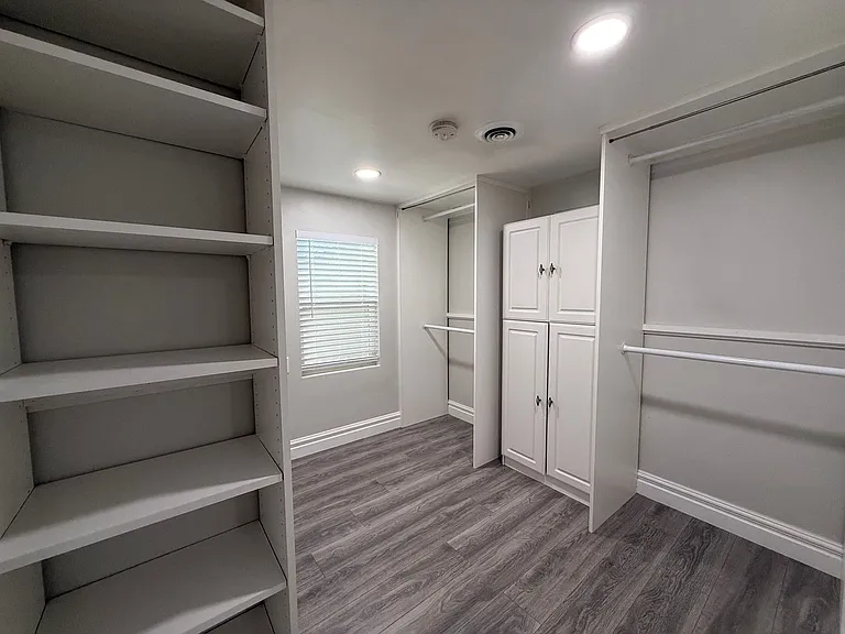 3180 S 400 E — Photo 10