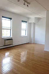 Rented by Urban Real Estate Inc