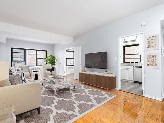 4th image of 150 E 56th St APT 12D