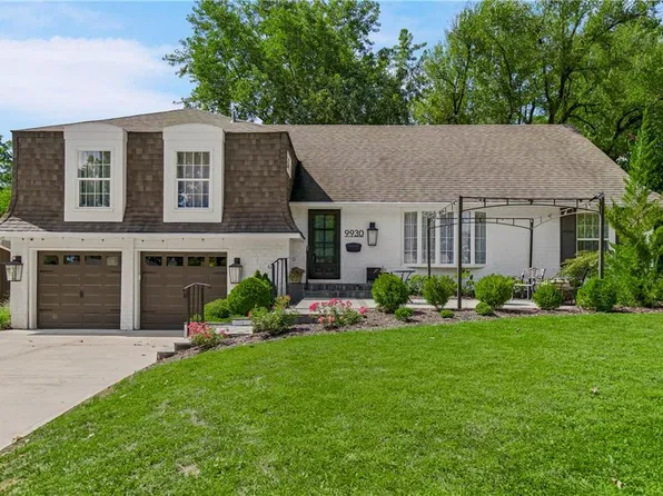 9930 Linden St, Overland Park, KS 66207