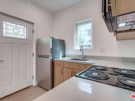 5th image of 1151 S Highland Ave