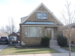 3921 W 56th St, Chicago, IL 60629