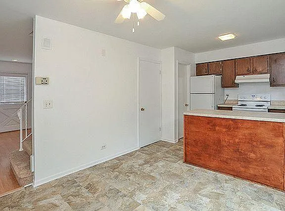 2150 Rugen Rd — Photo 9