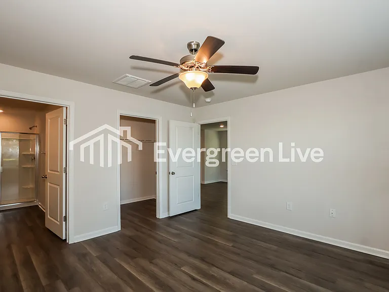 2228 Courtina Way — Photo 9
