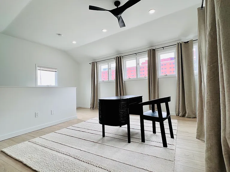 321 Gross St — Photo 28