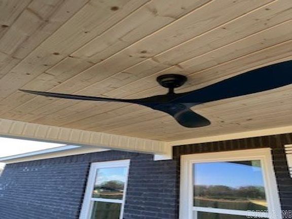 3rd image of 113 E Florida St