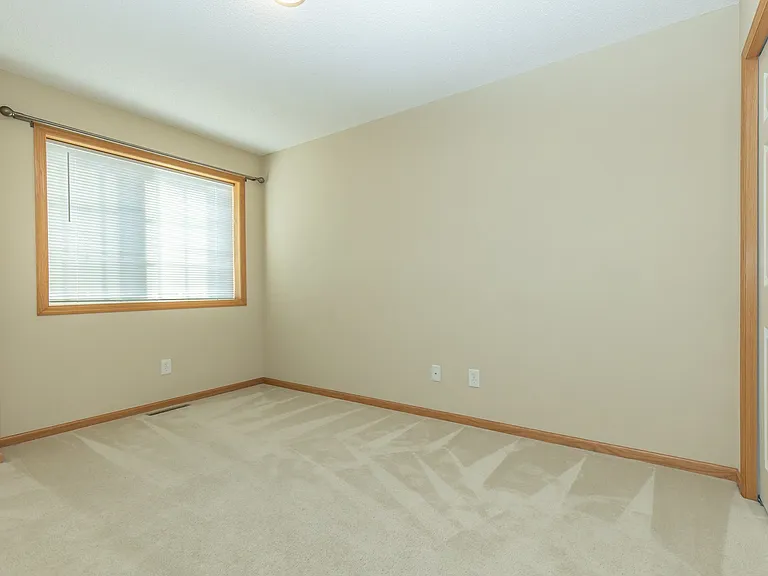 17324 River Birch Ln S — Photo 6