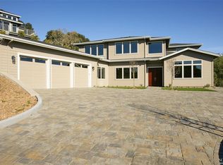 8 Nunes Dr, Novato, CA 94945