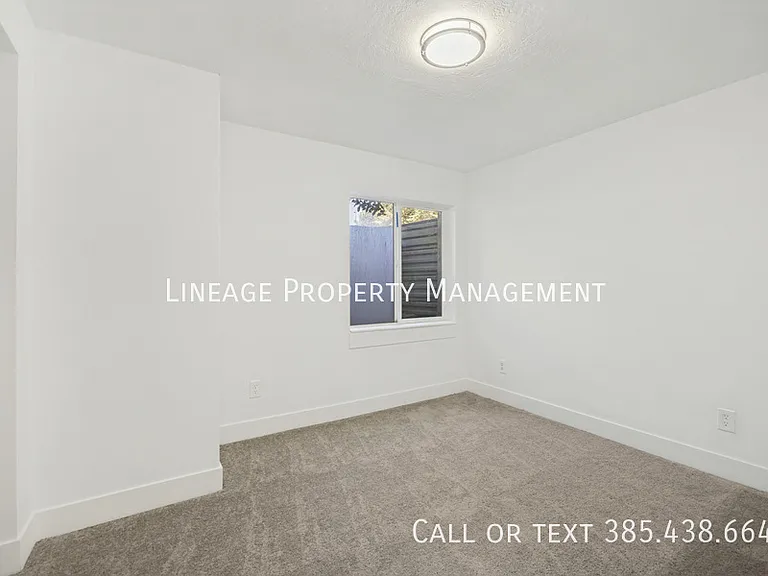 13863 Kessler Peak Dr #B — Photo 5