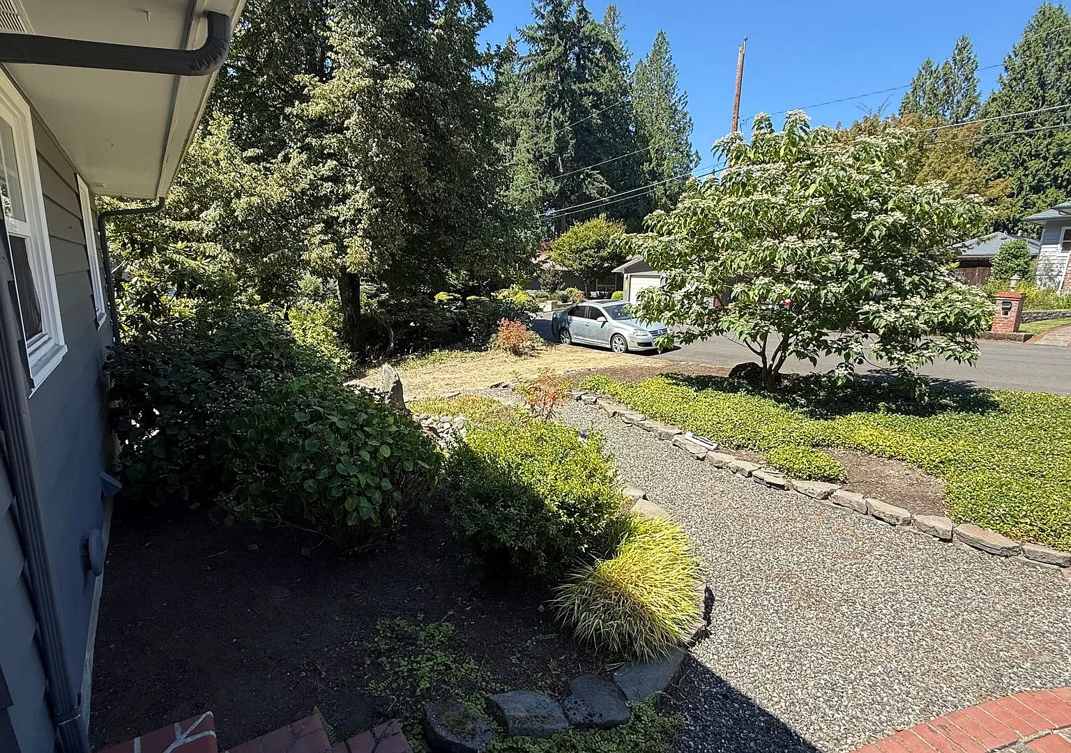 Spacious 4-Bedroom Home Plus Large Bonus Space West Slope Vista Hills — Photo 4