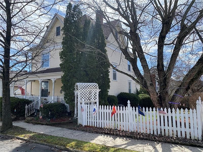 340 2nd Ave, Waynesburg, PA 15370 Zillow