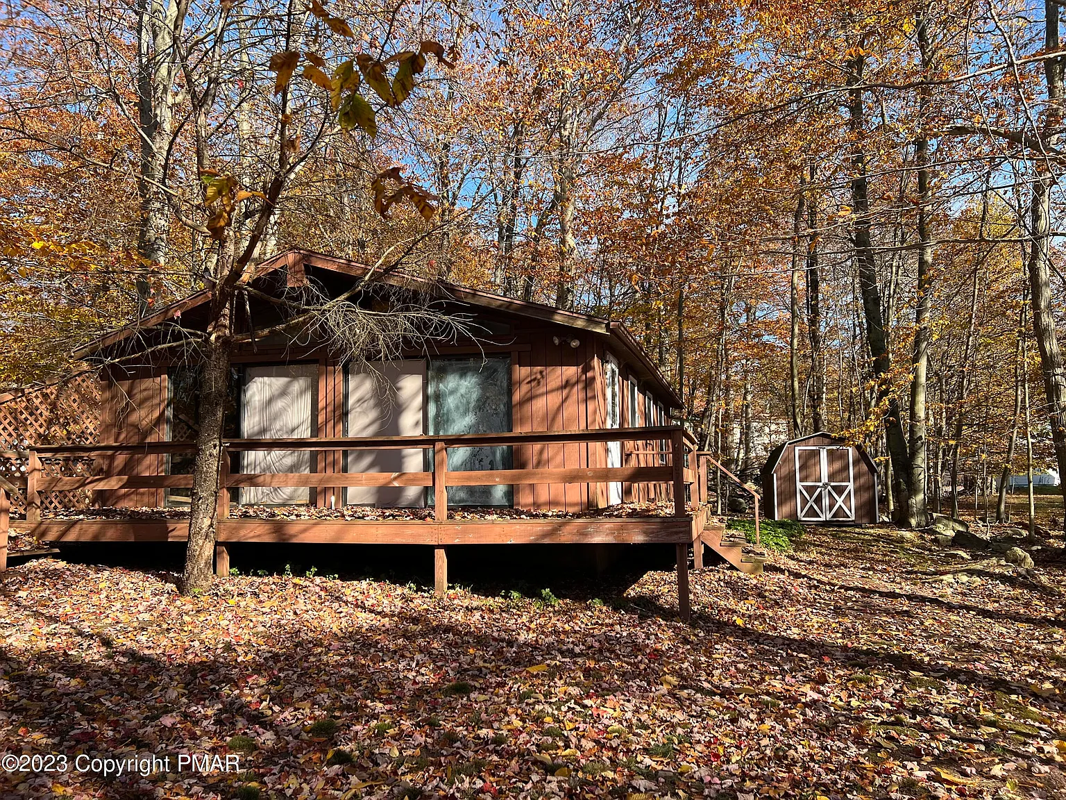 7504 Crestview Dr photo 1