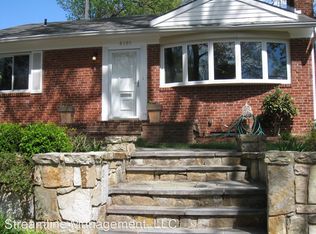 8101 Larry Pl, Chevy Chase, MD 20815