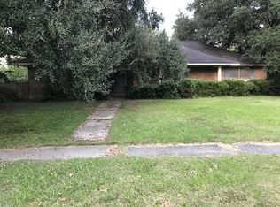 11575 Parkwood Dr, Baton Rouge, LA 70815