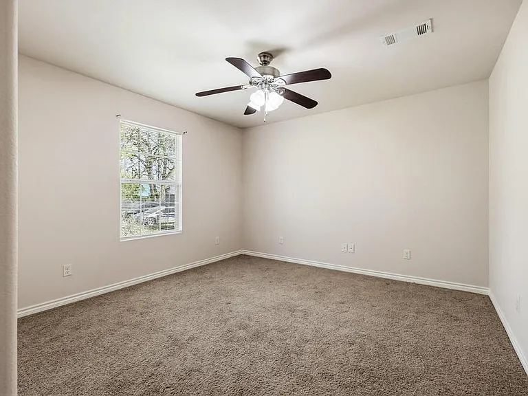 119 N Andrews Ave — Photo 29