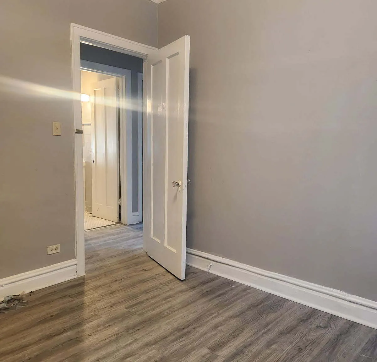 1 bed, 700 sqft, $875 — Photo 2