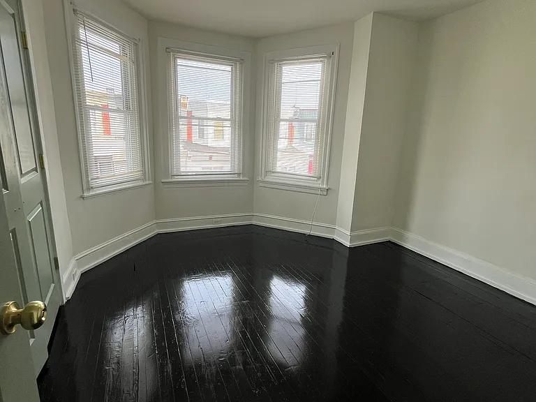 5852 Osage Ave — Photo 21