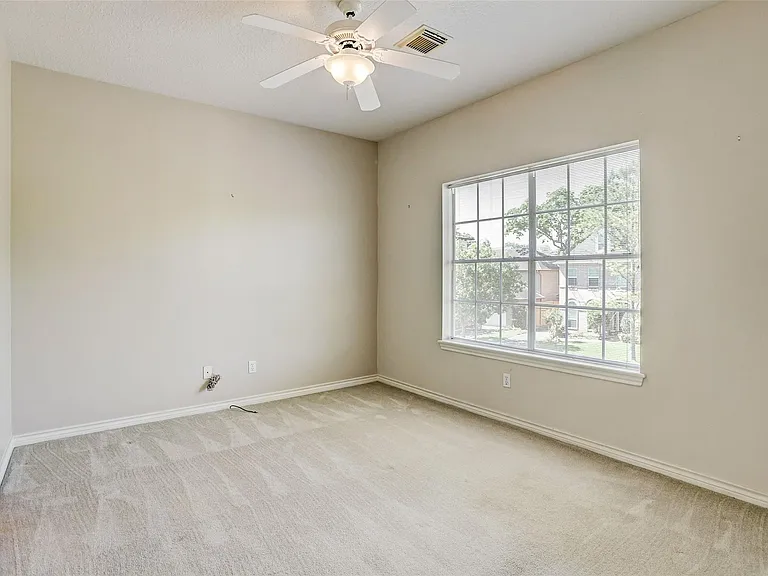 4425 Mildred St — Photo 21